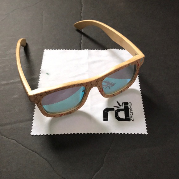 RD Shadez Accessories - R D Shadez Bamboo Sun Glasses Shades
